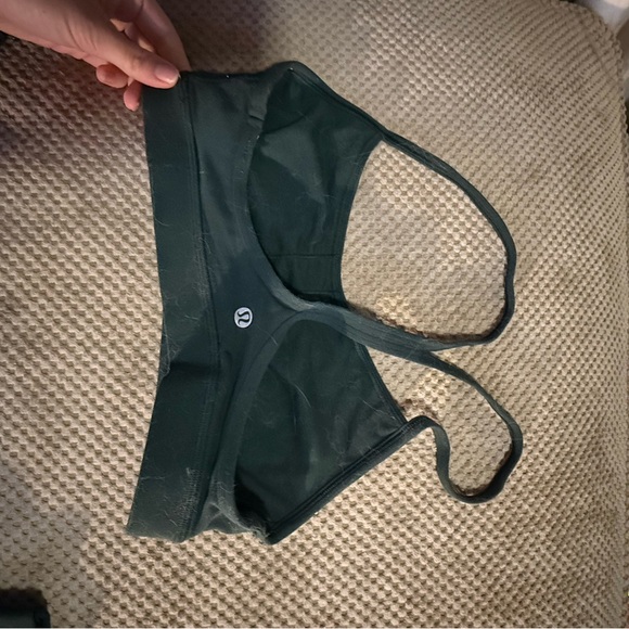 Lululemon legacy green hotty hot shorts, flow y bra and align legging 25” shorts - Picture 6 of 8
